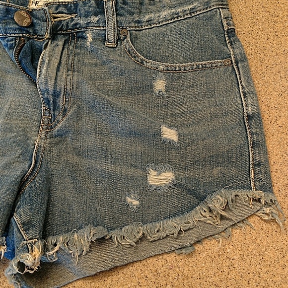 Free People shorts, raw edge, distressed - Picture 4 of 7